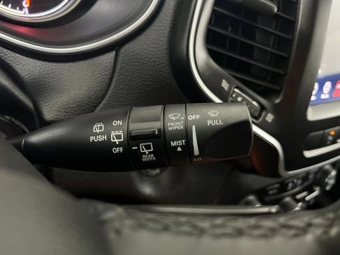 Used 2019 Jeep Cherokee Trailhawk AWD/4WD image 64