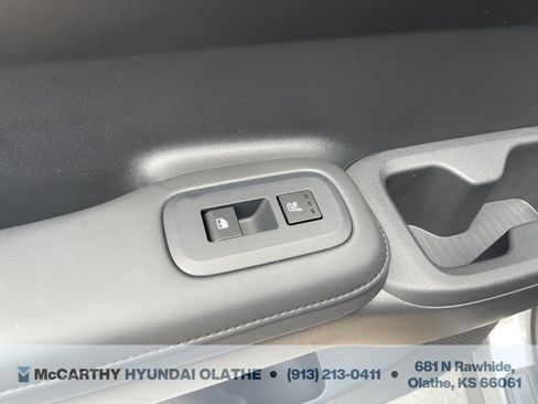 Used 2025 Hyundai Santa Fe Calligraphy w/ Tow & Go Package image 27