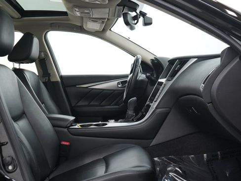 Used 2021 INFINITI Q50 Luxe AWD/4WD image 11