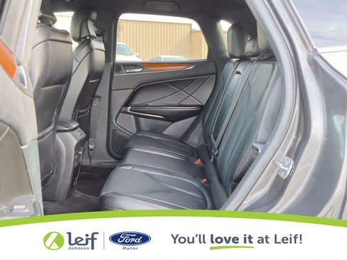 Used 2017 Lincoln MKC Select w/ Select Plus Package image 25