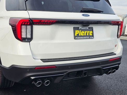 New 2026 Ford Explorer ST image 8