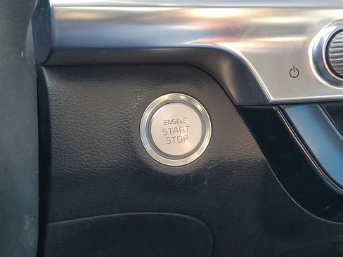 Used 2022 Kia Telluride S image 38