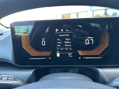 New 2025 Kia K4 LXS image 33