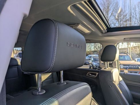 Used 2019 GMC Yukon XL Denali w/ Denali Ultimate Package image 15