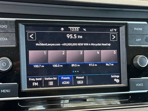Used 2024 Volkswagen Jetta S FWD image 20