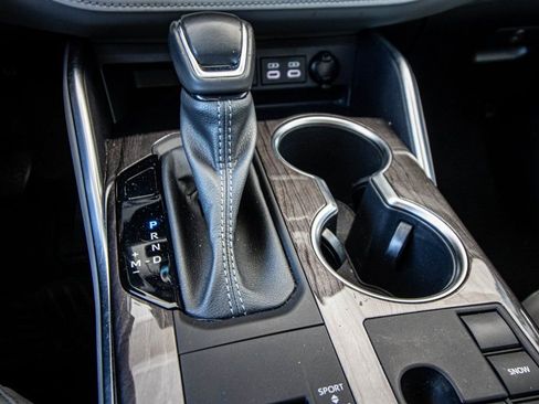 Used 2023 Toyota Highlander Limited image 33