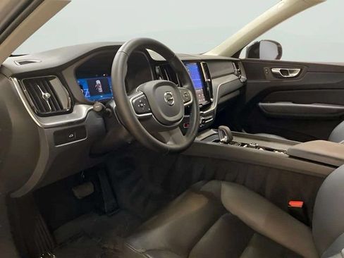 Used 2025 Volvo XC60 B5 Core AWD/4WD image 82