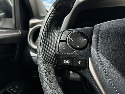 Used 2017 Toyota RAV4 LE w/ All Weather Liner Package AWD/4WD image 13