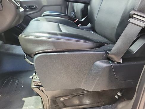 Used 2020 Ford Transit 250 Medium Roof w/ Load Area Protection Package image 11