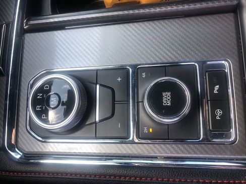 Certified 2021 Ford Expedition Limited image 13