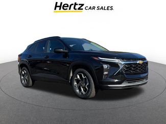 Used 2025 Chevrolet Trax LT video 1