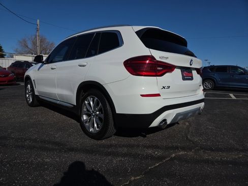 Used 2019 BMW X3 sDrive30i w/ Premium Package image 4