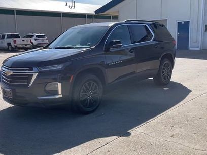 Used 2023 Chevrolet Traverse LT