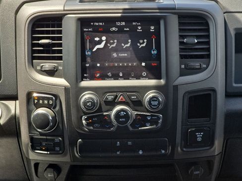 Used 2020 RAM 1500 Express w/ Express Value Package AWD/4WD image 33