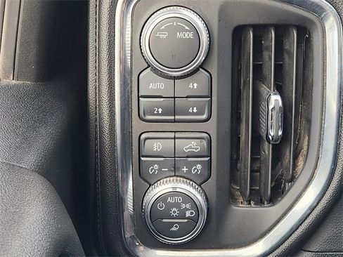 Used 2020 GMC Sierra 2500 Denali w/ Denali Ultimate Package image 24