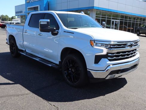 New 2026 Chevrolet Silverado 1500 LTZ w/ LTZ Premium Package AWD/4WD image 2