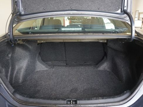 Used 2016 Toyota Corolla L FWD image 12