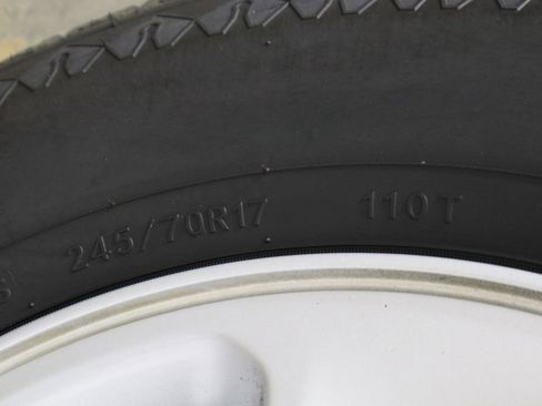 Used 2017 Jeep Grand Cherokee Laredo w/ Quick Order Package 23E image 42