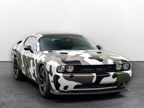 Used 2014 Dodge Challenger SRT8 Core w/ Satin Vapor Edition RWD image 1