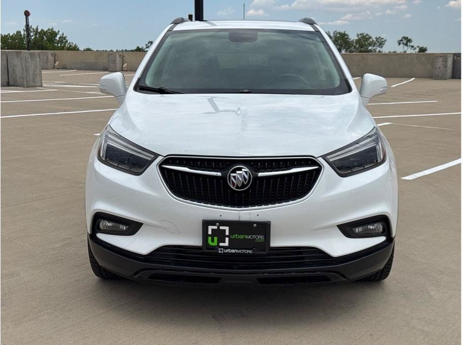 Used 2019 Buick Encore Essence AWD/4WD image 2