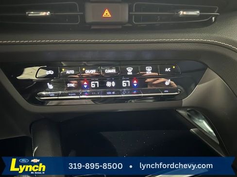 Used 2021 Buick Envision Essence image 12