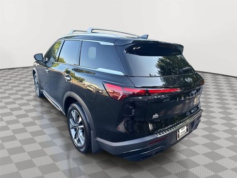 Used 2025 INFINITI QX60 Luxe w/ Cargo Package FWD image 8