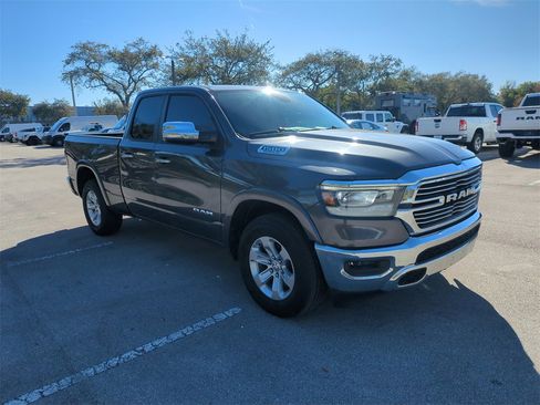 Used 2020 RAM 1500 Laramie image 2