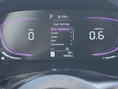 Used 2025 Kia Soul LX w/ LX Technology Package FWD image 35