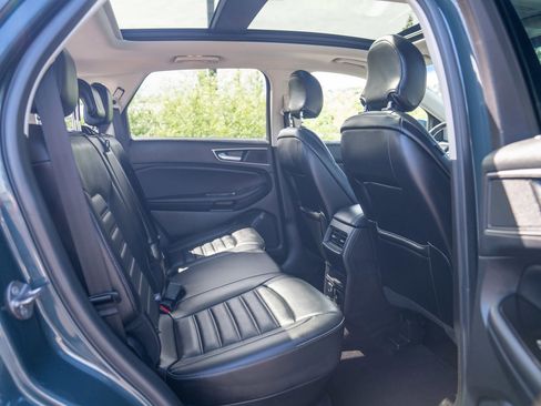 Used 2016 Ford Edge SEL w/ Equipment Group 201A AWD/4WD image 22