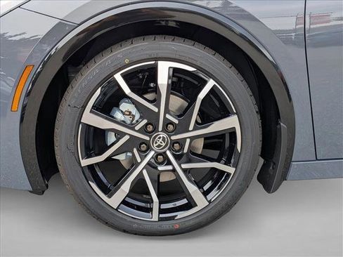 New 2026 Toyota Prius Plug-In Hybrid FWD image 10