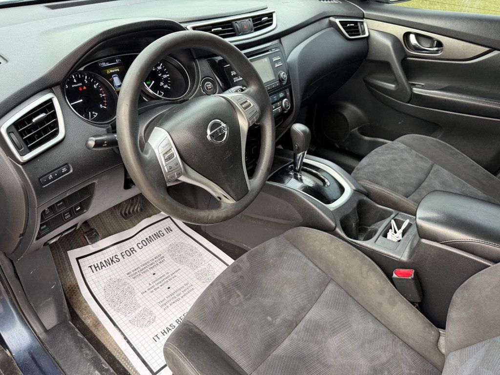 Used 2015 Nissan Rogue SV AWD/4WD image 10