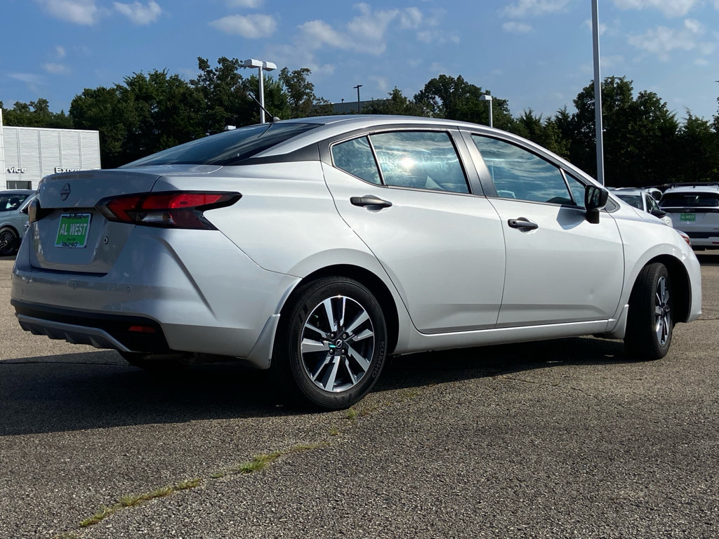 Used 2024 Nissan Versa S w/ S Plus Package FWD image 3
