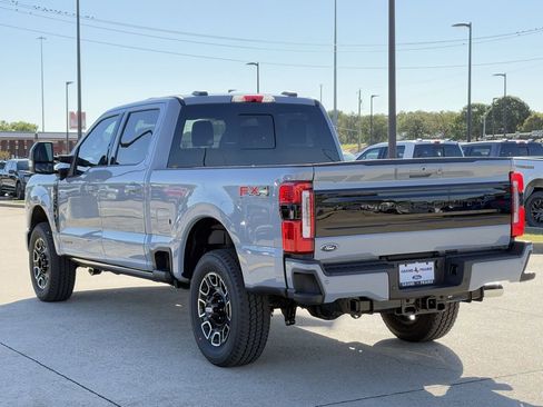 New 2026 Ford F250 Platinum w/ FX4 Off-Road Package image 37