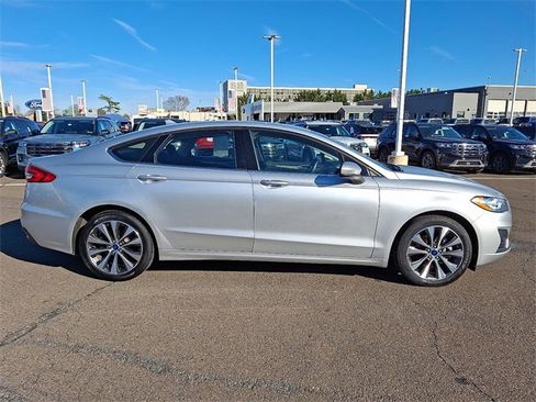 Certified 2019 Ford Fusion SE image 5