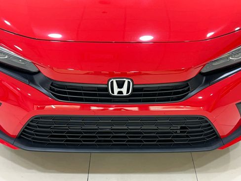 Used 2024 Honda Civic EX image 4