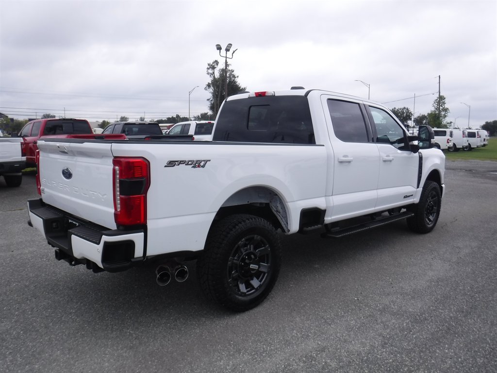 Used 2024 Ford F250 Lariat w/ Sport Appearance Package AWD/4WD image 2