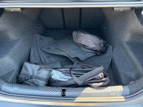 Used 2025 BMW M5 w/ Carbon Package image 12