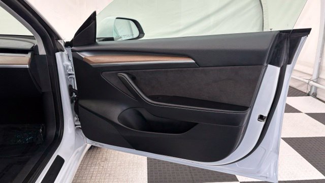 Used 2023 Tesla Model 3 Standard Range RWD image 22