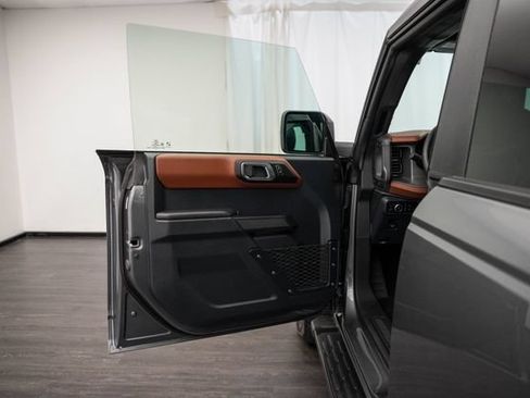 Used 2024 Ford Bronco Outer Banks AWD/4WD image 16