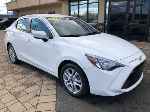 Used 2016 Scion iA 6A image 7
