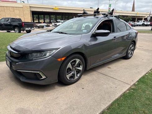 Used 2019 Honda Civic LX image 2