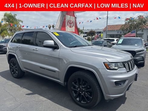 Used 2018 Jeep Grand Cherokee Altitude AWD/4WD image 1