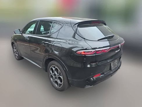 Used 2024 Alfa Romeo Tonale Ti w/ Premium Interior Package AWD/4WD image 2