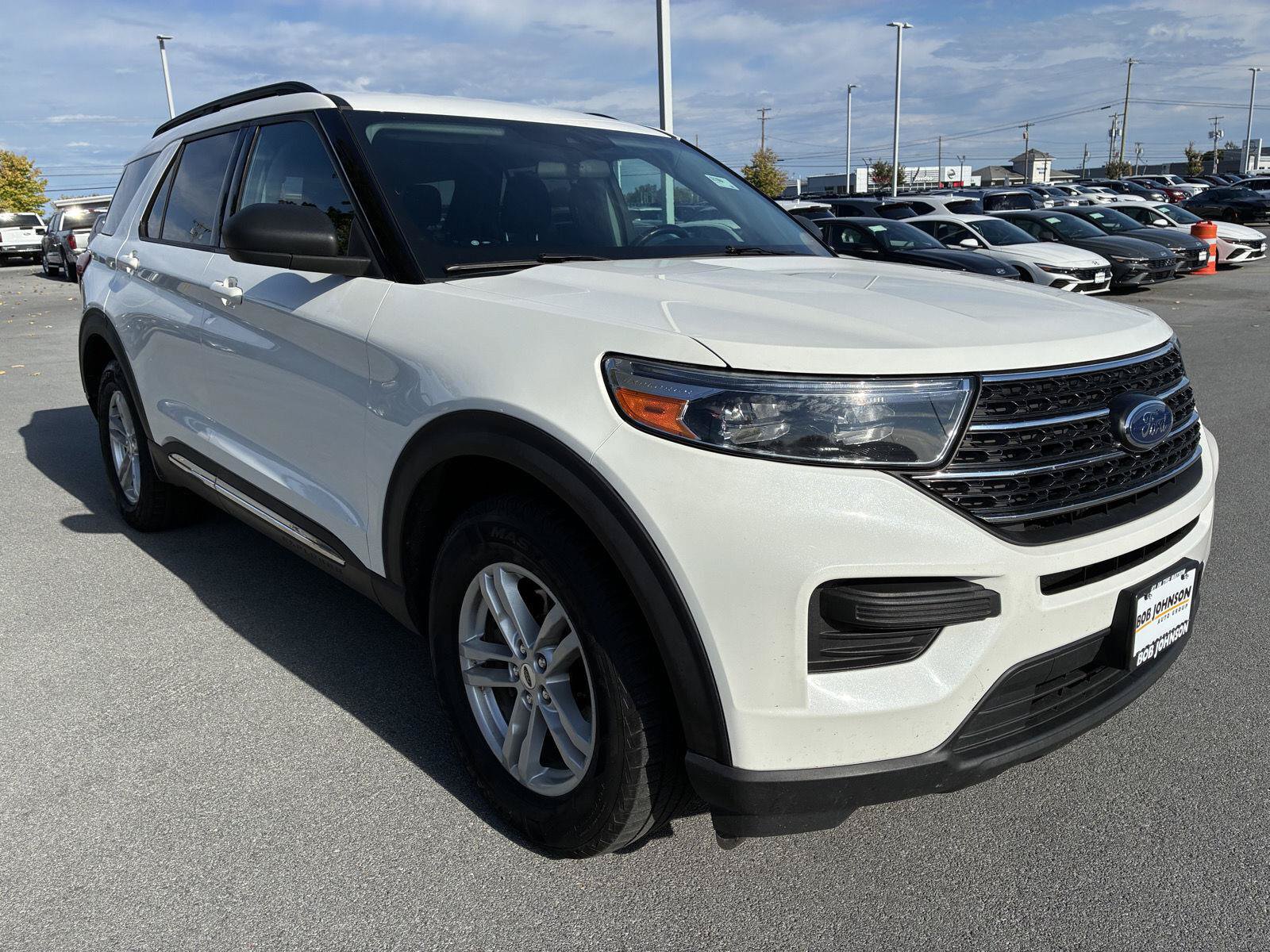 Used 2021 Ford Explorer XLT w/ Class III Trailer Tow Package AWD/4WD image 1