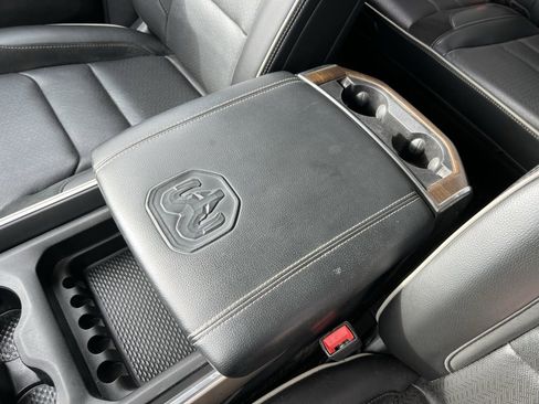 Used 2021 RAM 1500 Laramie image 23