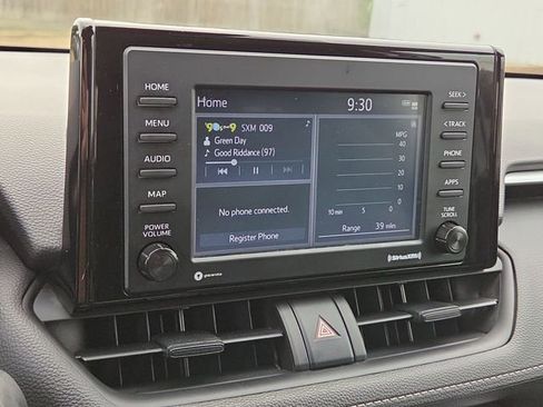 Used 2022 Toyota RAV4 LE FWD image 48