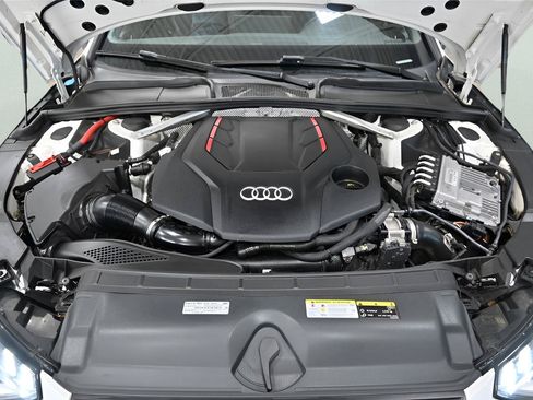 Used 2021 Audi S4 Premium w/ Convenience Package AWD/4WD image 32