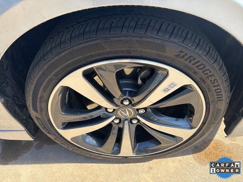 Certified 2025 Acura TLX w/ Technology Package image 32