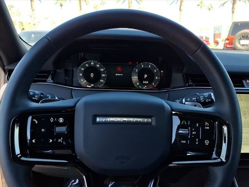 Used 2024 Land Rover Range Rover Evoque Dynamic SE image 27