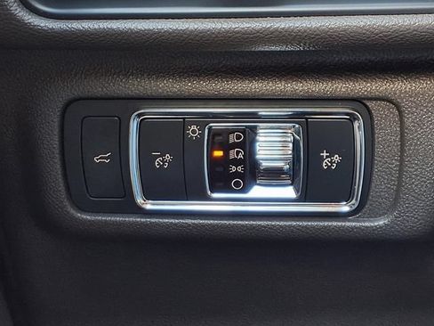 Certified 2022 Lincoln Corsair FWD w/ Premium Package image 16